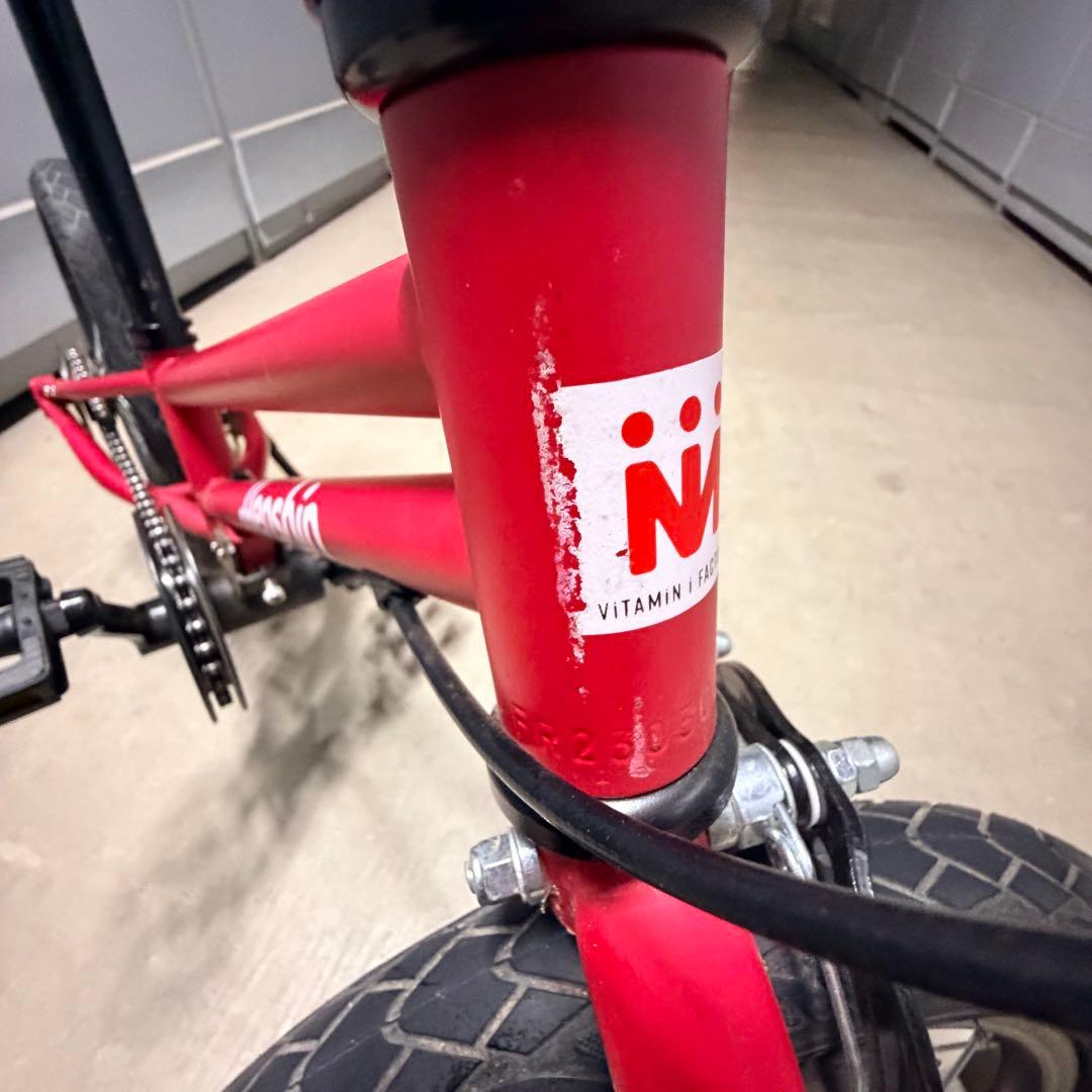 へんしんバイクC14 RUBY RED ルビーレッド　赤　ペダル付き