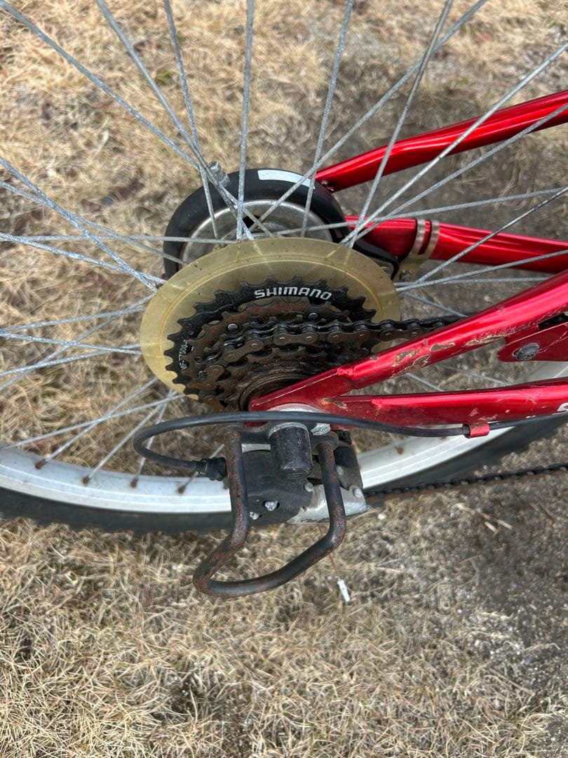 子供用　自転車　マウンテンバイク　赤　22インチ　シマノ製6段変速