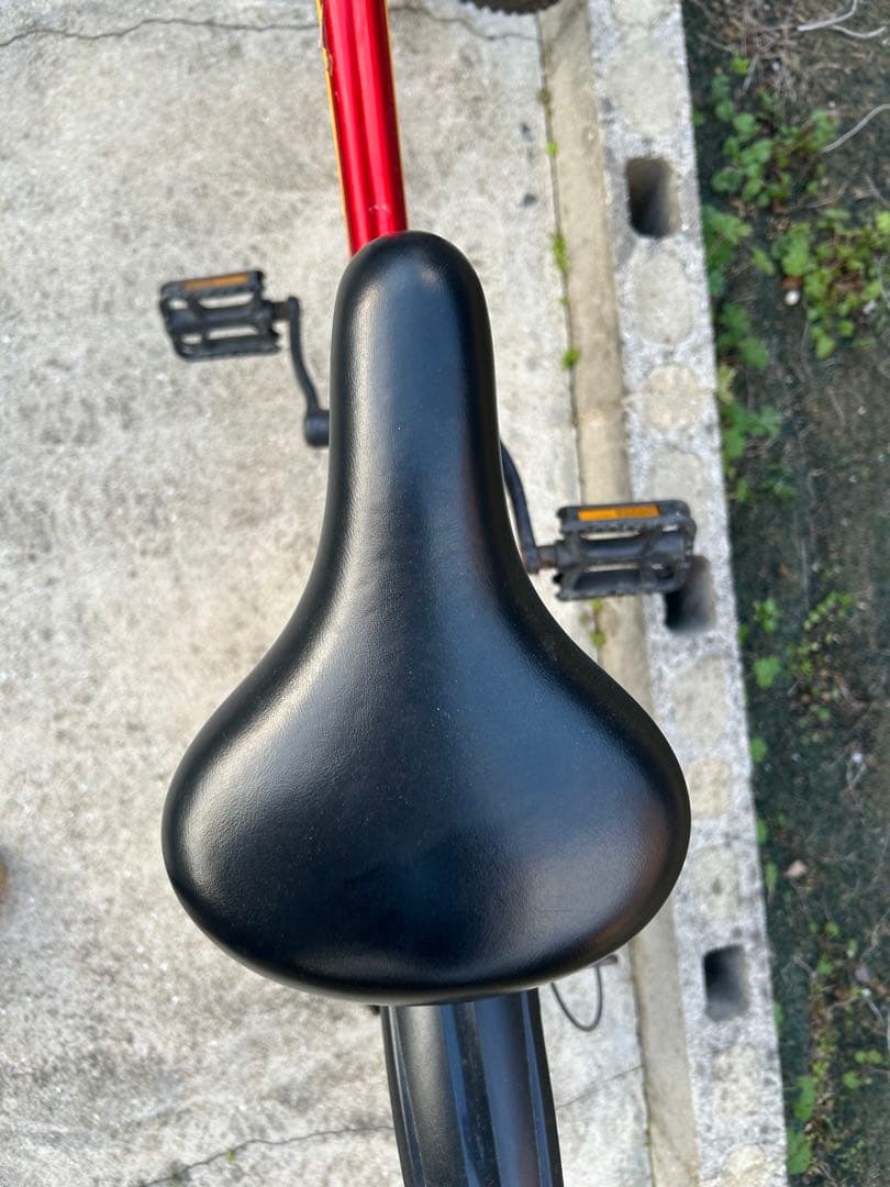 子供用　自転車　マウンテンバイク　赤　22インチ　シマノ製6段変速