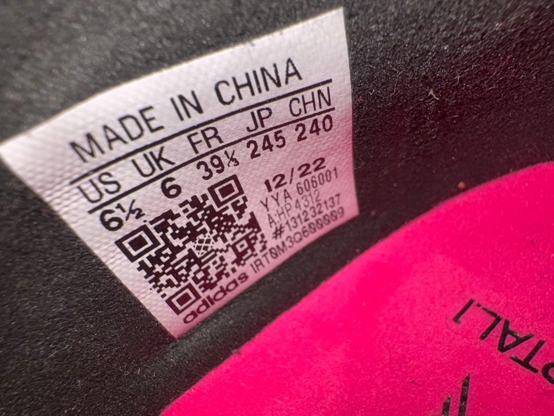 adidas サッカーシューズ ピンク ブラック スパイク
