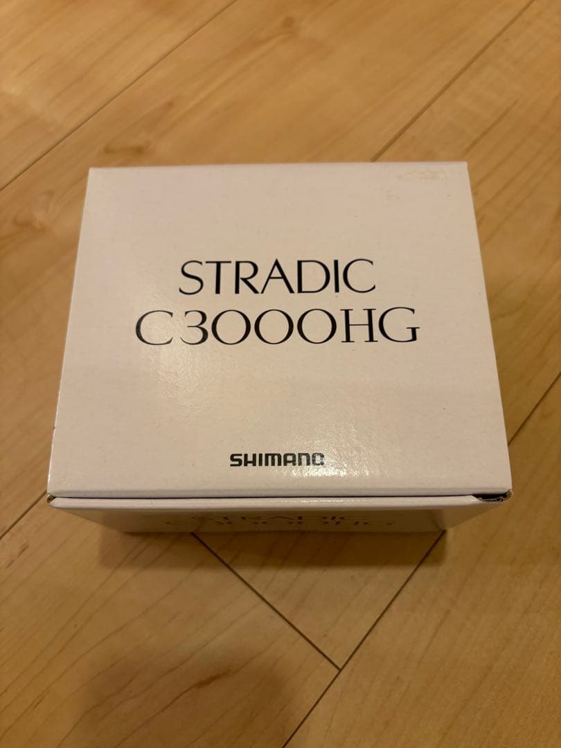 SHIMANO スピニングリール C3000HG