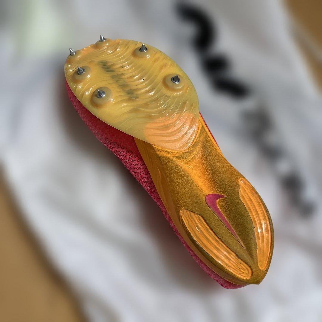 スパイク・シューズ Air zoom victory