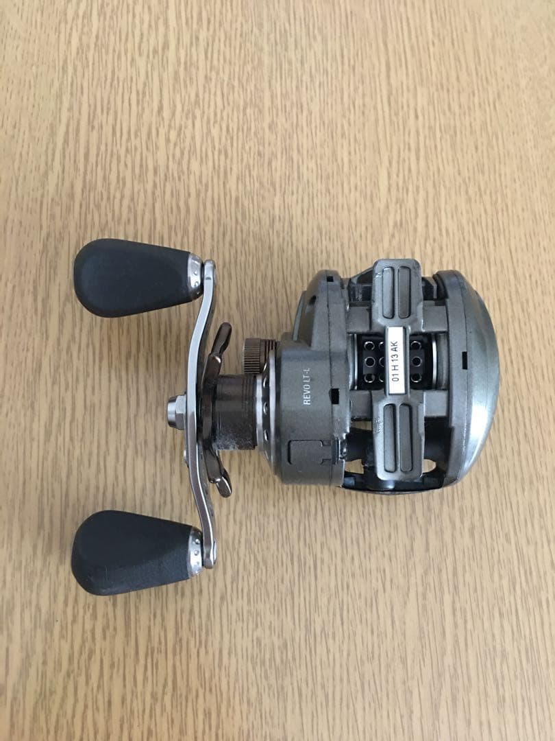 七*氏様 アブガルシア REVO LT-L 7.1:1 左巻き　ベイトフィネス
