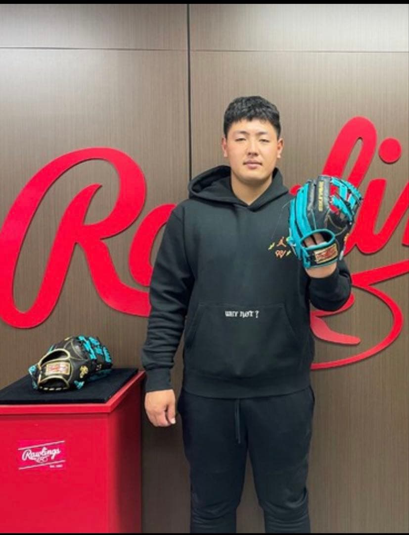 Rawlings 軟式グローブ 岡本和真選手モデル　限定
