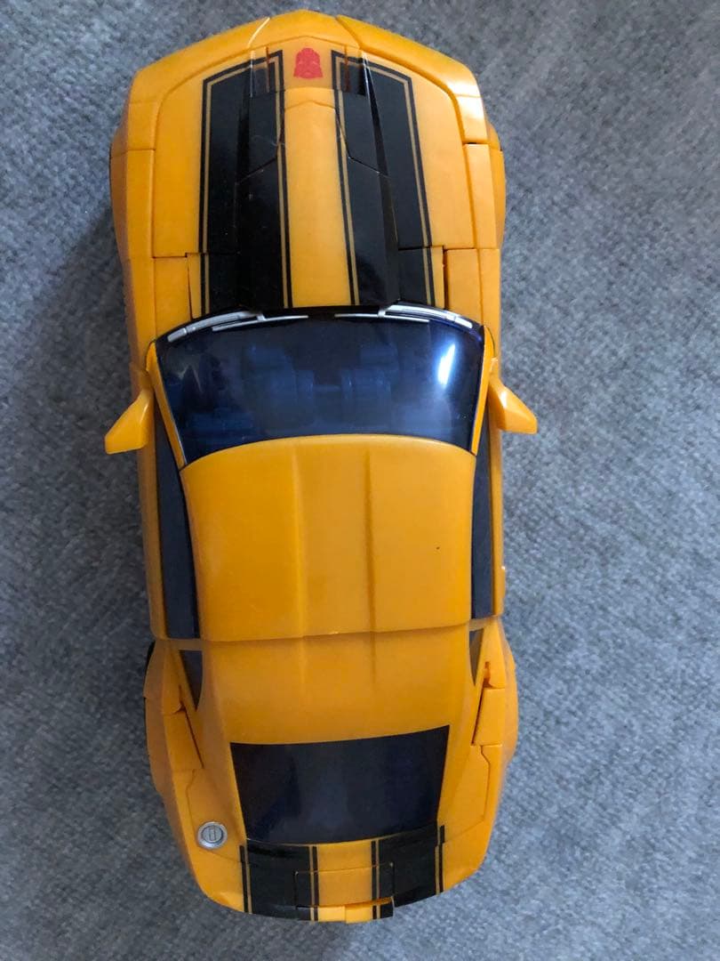 ハズブロ タカラトミー　トランスフォーマー　バトルオプス　バンブルビー
