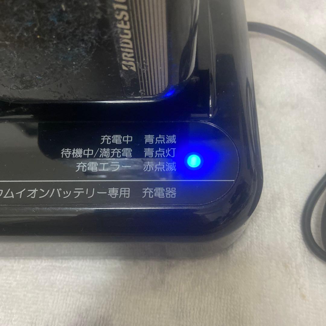 ブリヂストン充電器　P5568