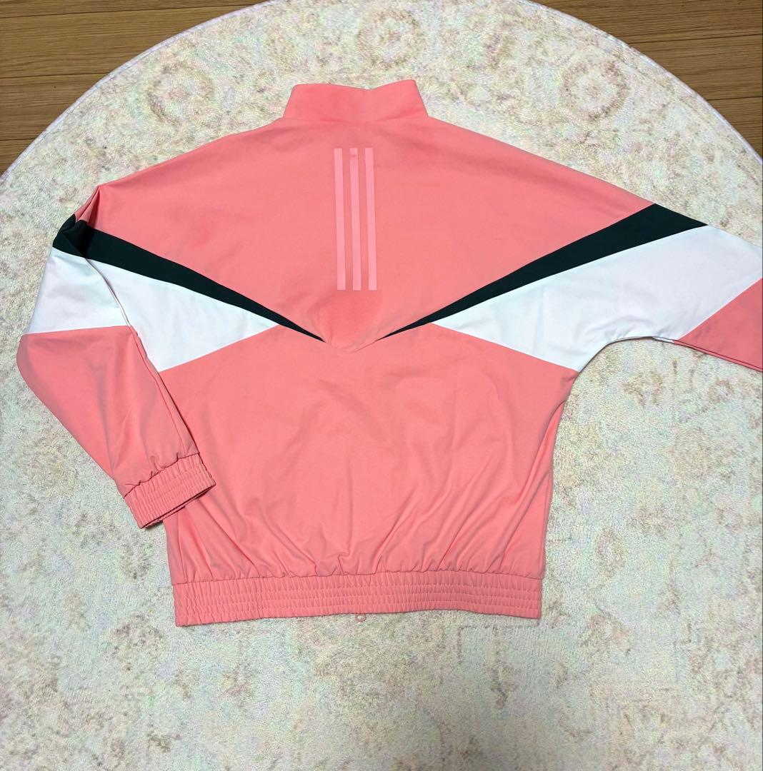 【新品3点】アディダスゴルフ S 完売グラフィック上下セット リボンバイザー白