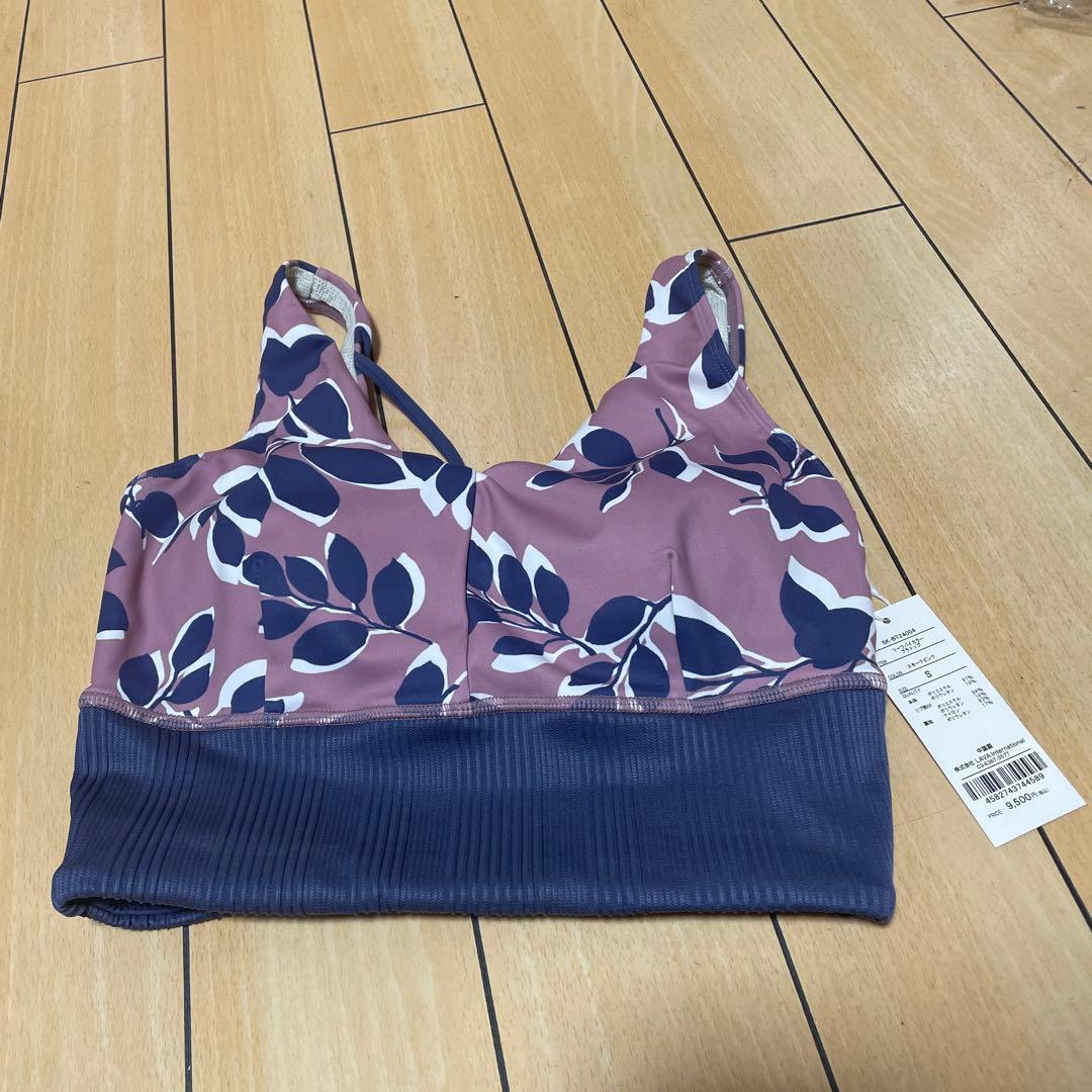 LAVA フラワープリント ヨガウェア Sサイズ　トップスのみ