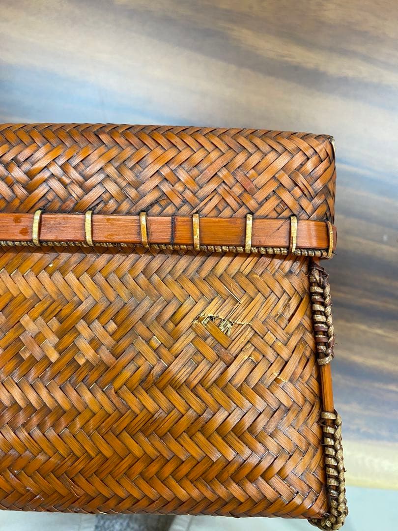 竹細工　蓋付き収納ボックス ブラウン茶道収納バッグ竹編バッグ 手作工芸品