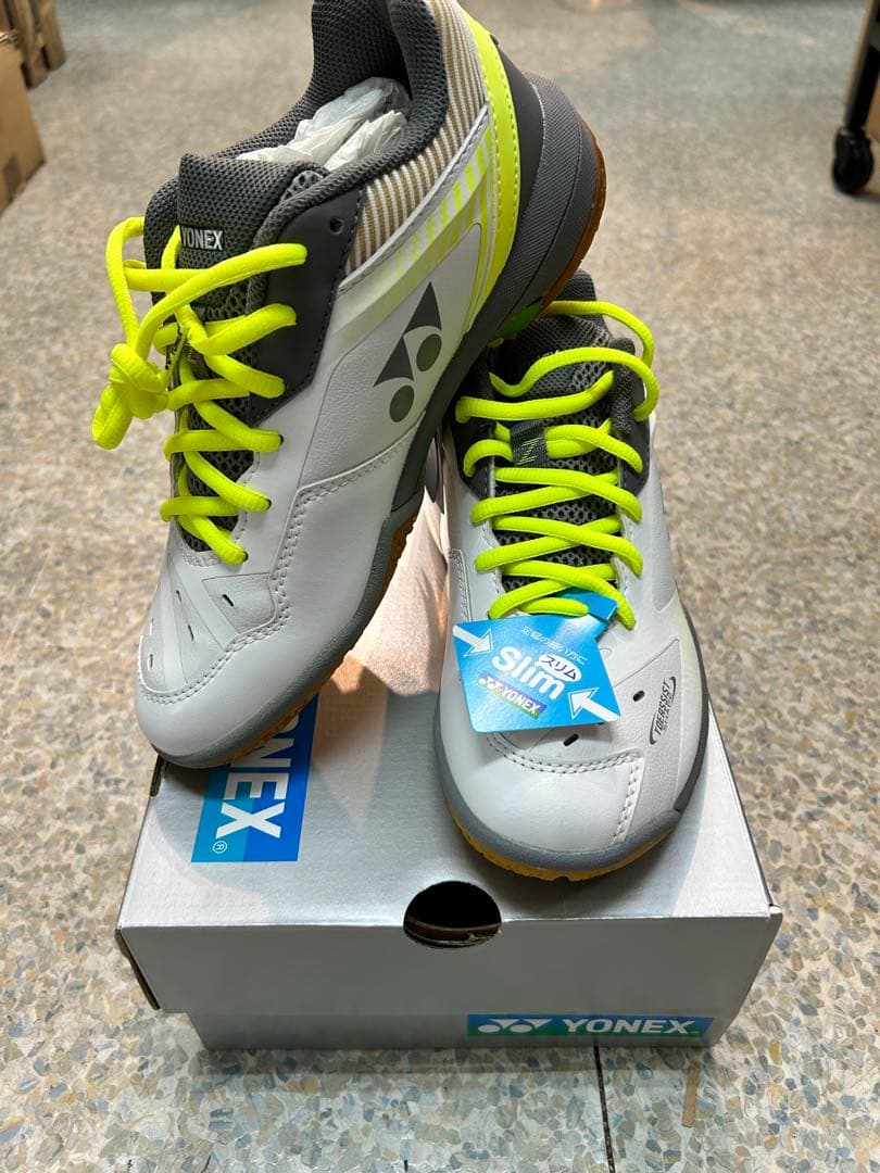 YONEX バドミントンシューズ 65Z　スリム　24.0cm