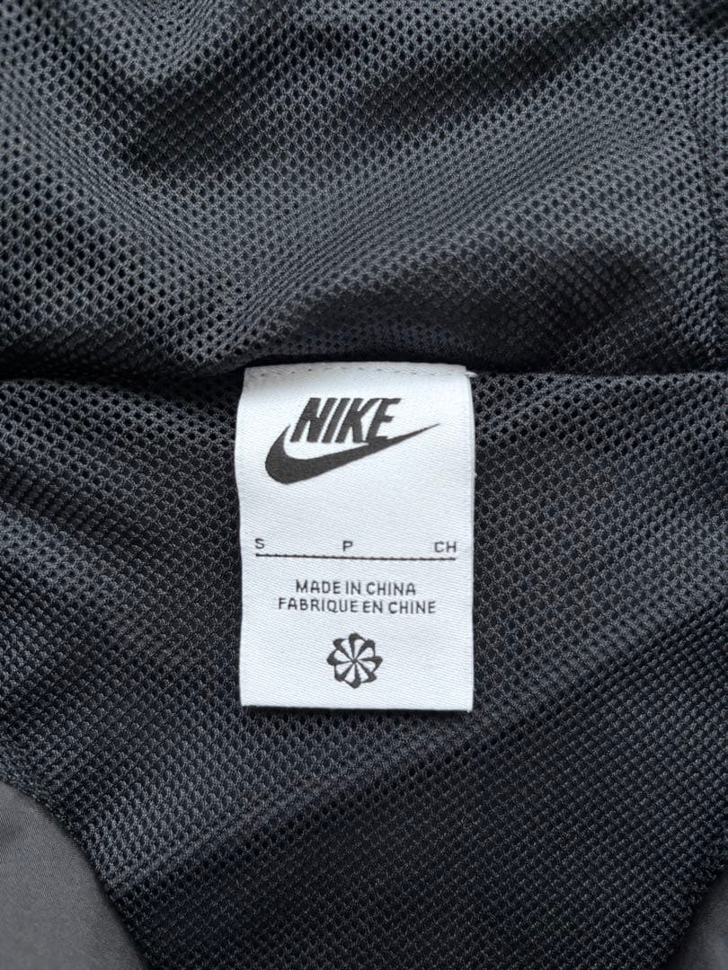 NIKE ナイキ ナイロン セットアップ 上下セット 黒 S レディース