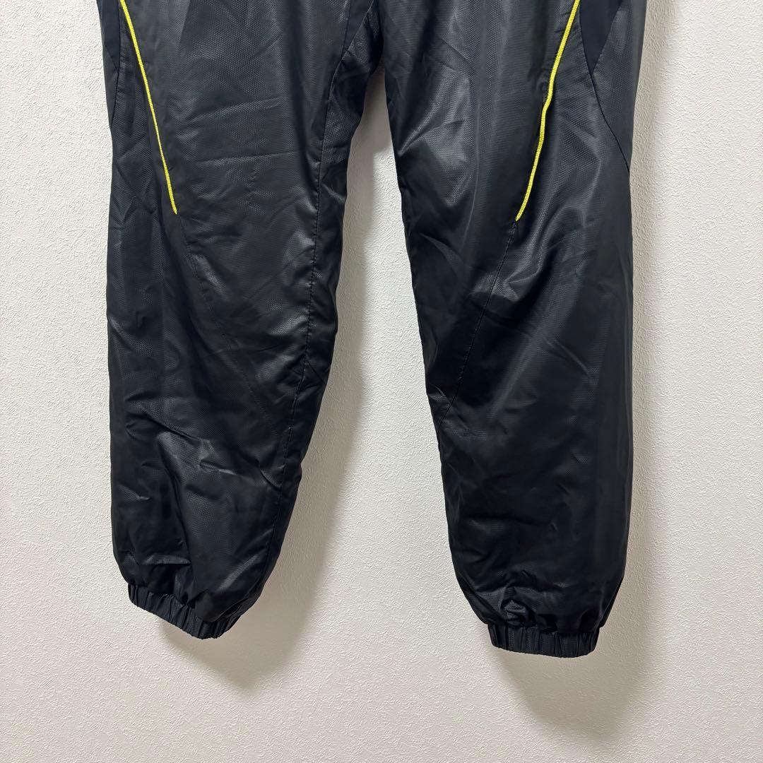 UMBRO アンブロ　中綿　ナイロンセットアップ　上下　レッド　L