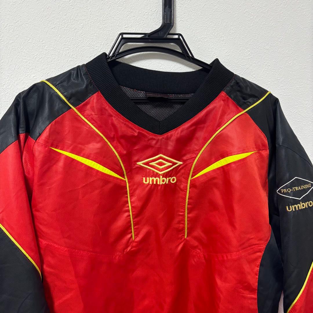 UMBRO アンブロ　中綿　ナイロンセットアップ　上下　レッド　L