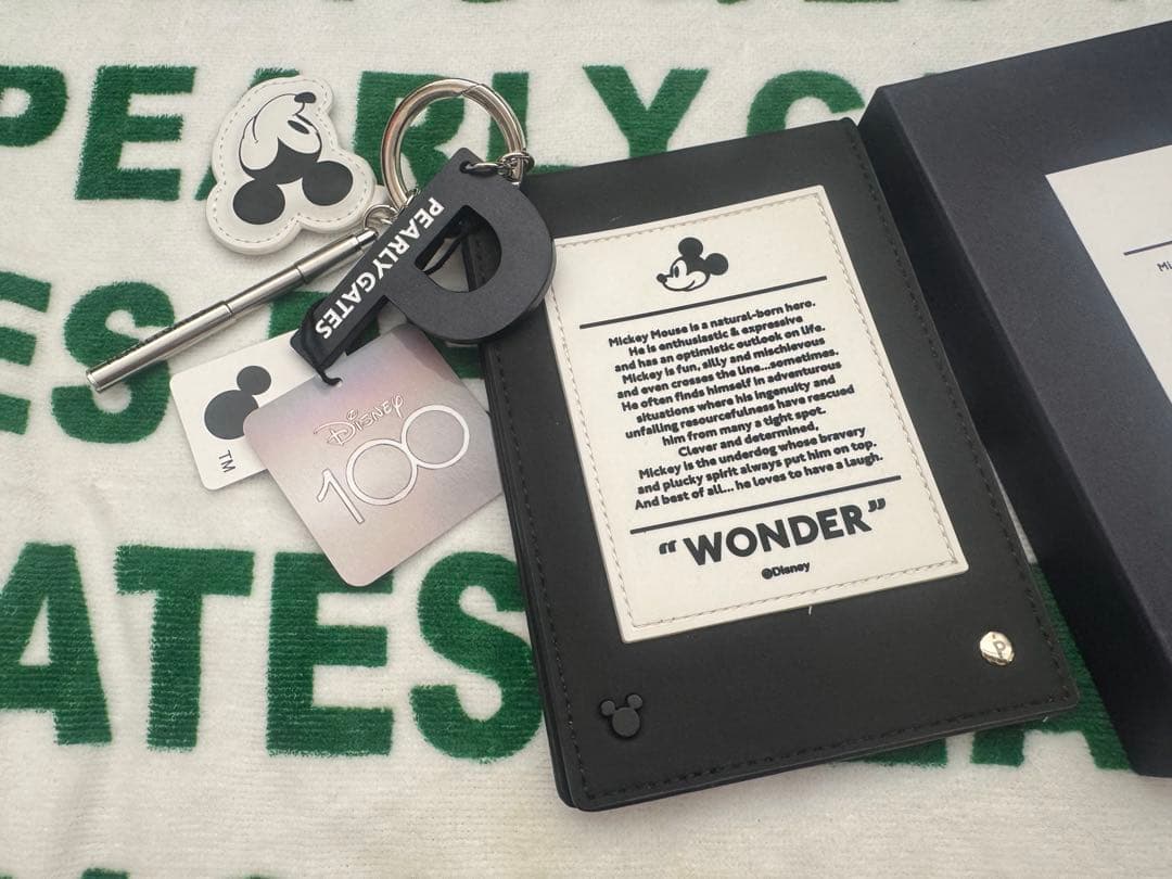 パーリーゲイツ【WONDER 】ミッキースコアカードホルダ【定価14,300円】