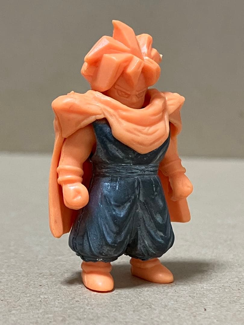 ドラゴンボール　孫悟飯　メタルジャケット　ドラ消し　橙色　消しゴム　クロスアップ