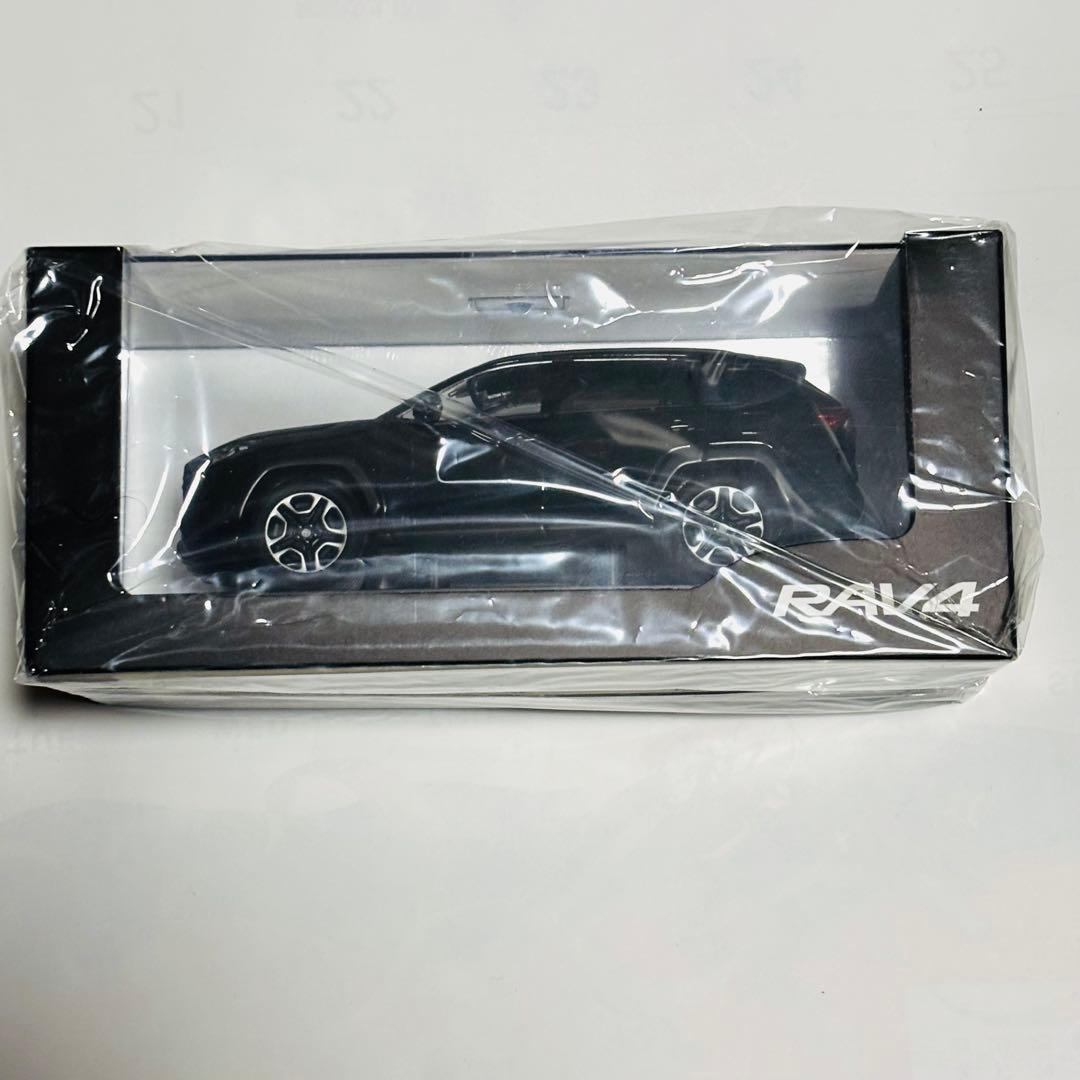 トヨタ RAV4 1/30 ミニカー ブラック 新品 未開封（前モデル）