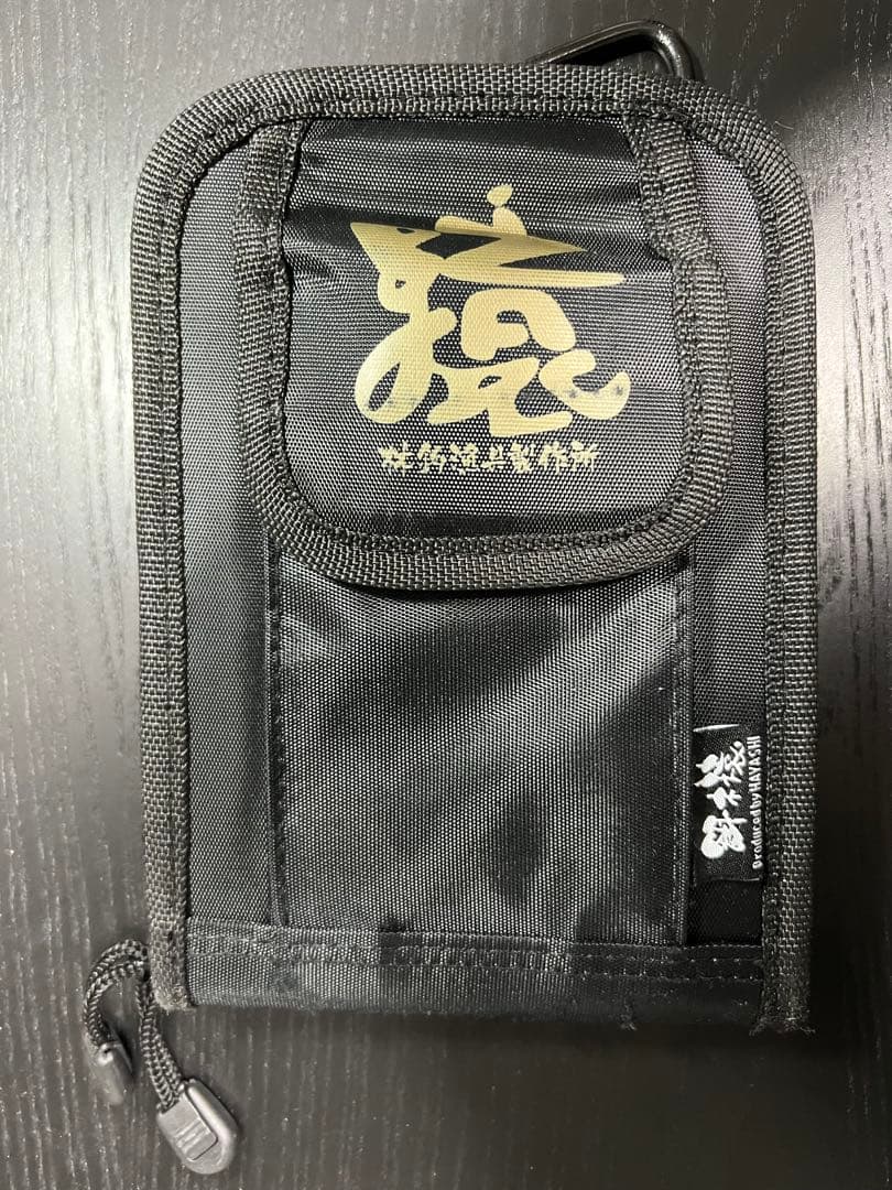 エギ 8本と餌木猿の収納ケースセット