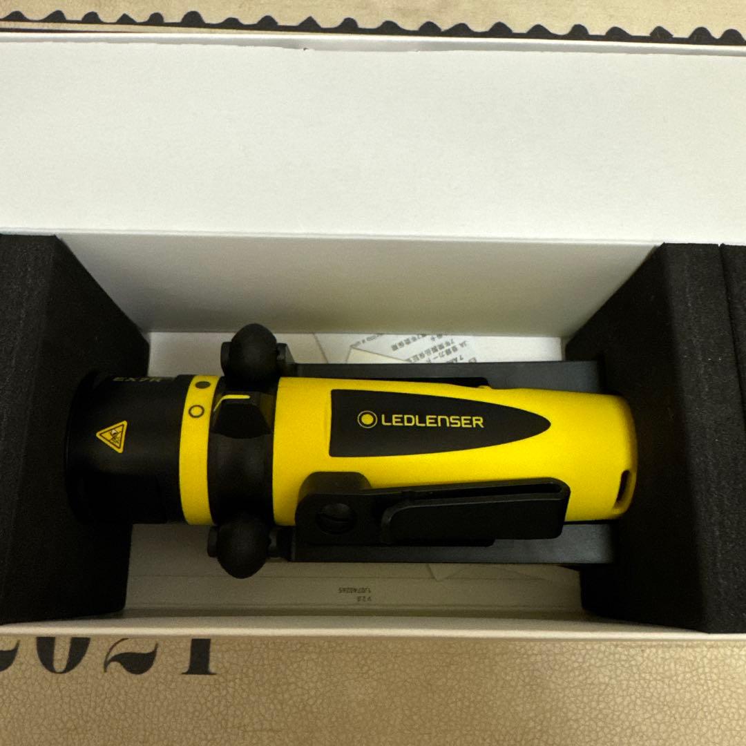 LEDLENSER EX7R 懐中電灯　防爆ライト レッドレンザー