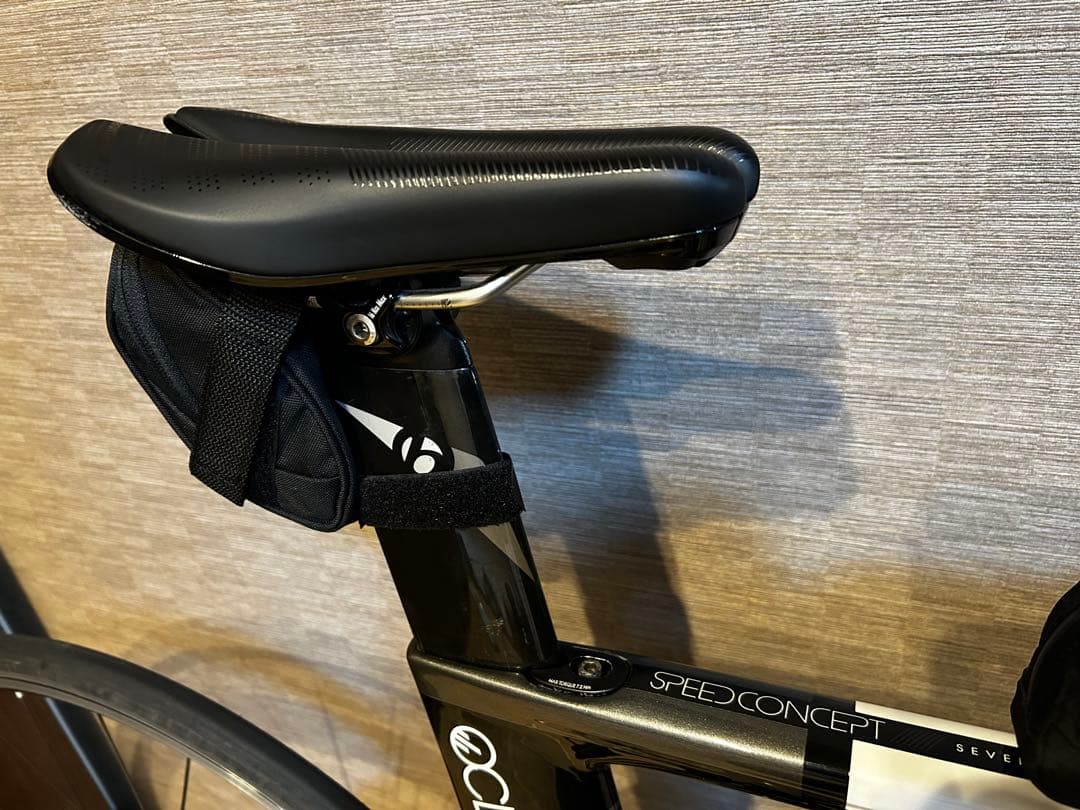 Trek スピードコンセプト　トライアスロンバイク シマノアルテグラ　完成車