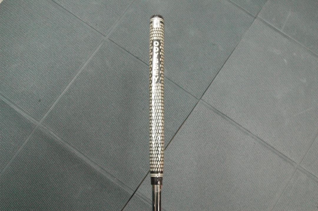 新品 ODYSSEY WHITE HOT 2-BALL ツアーフィル ビンテージ