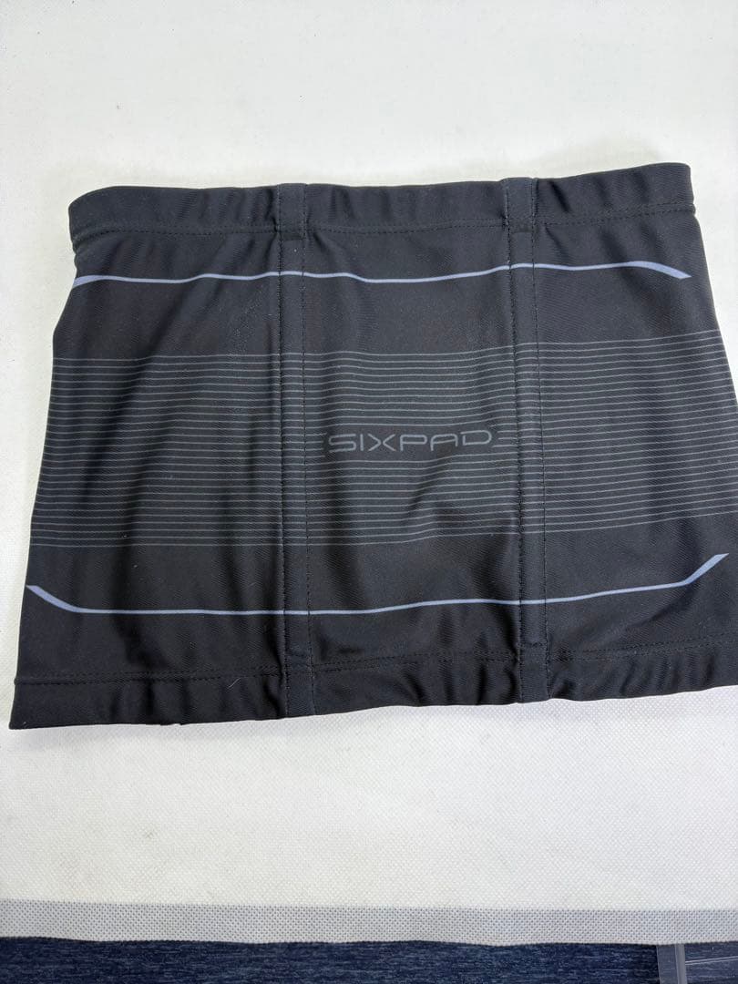 【ホワイトデー限定セール】【美品】SIXPAD Powersuit Abs S