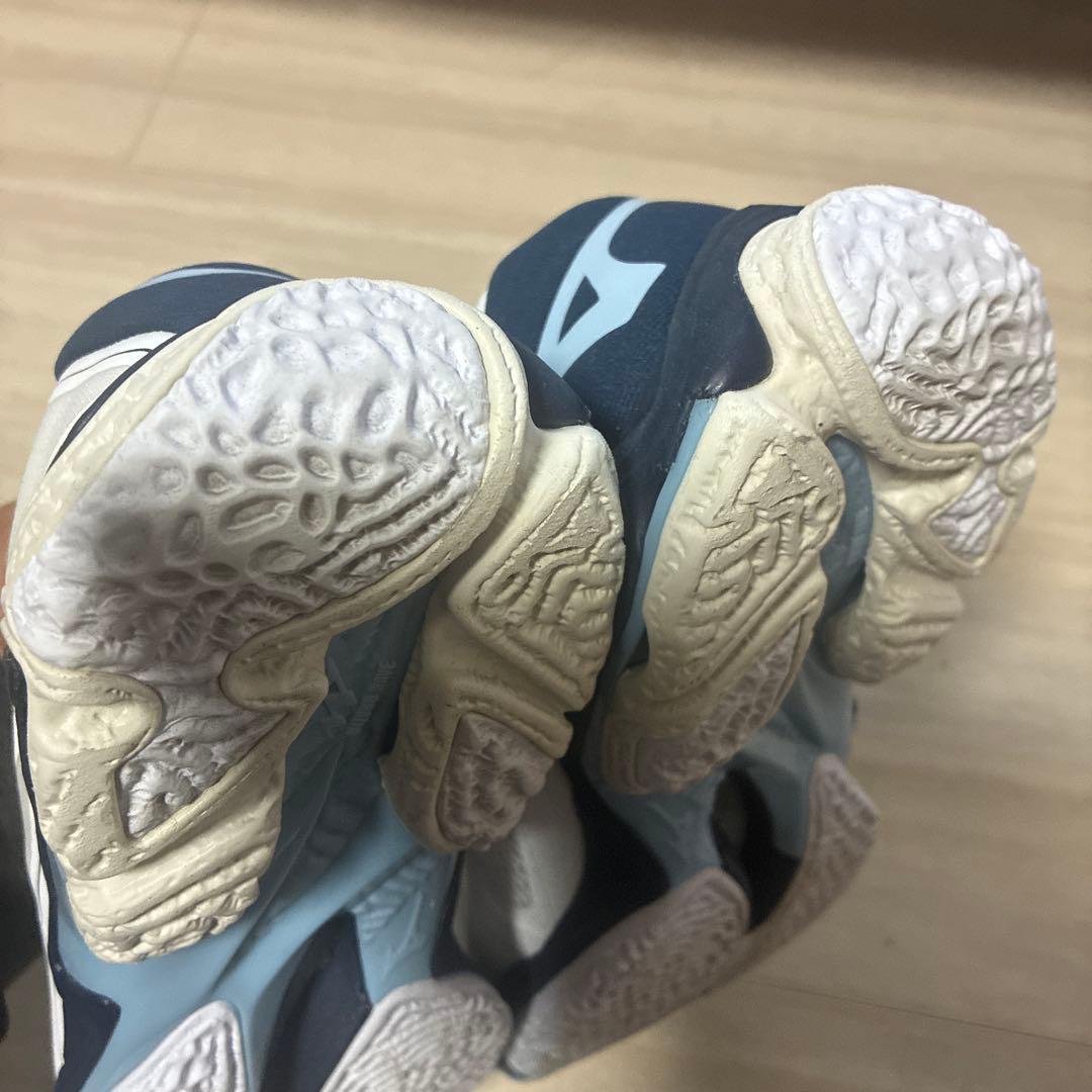 Mizuno ウェーブライトニング z8 24cm バレ３回のみ使用