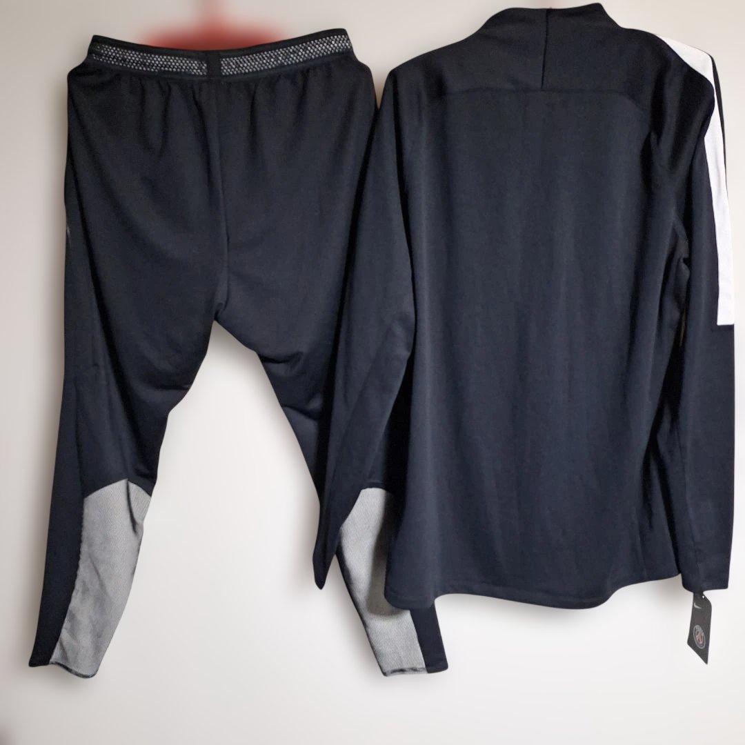 新品美品　NIKE　PSG　トレーニングウェア　　４点セット　パリサンジェルマン