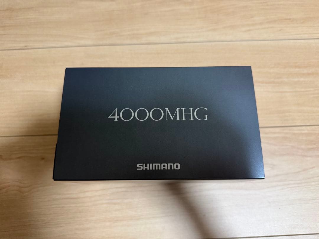 SHIMANO STELLA 4000MHGリール 専用ケース付き