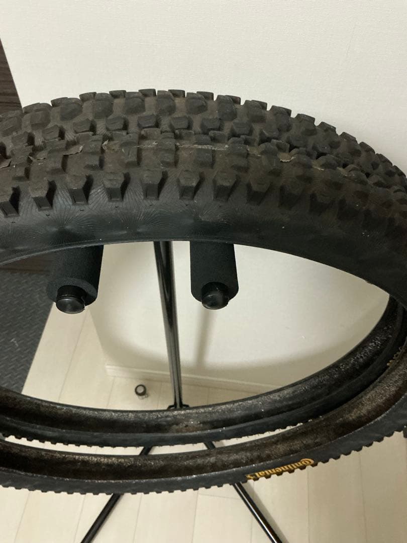 2本　コンチネンタル　クリプトタル　29×2.4 KRYPTOTAL