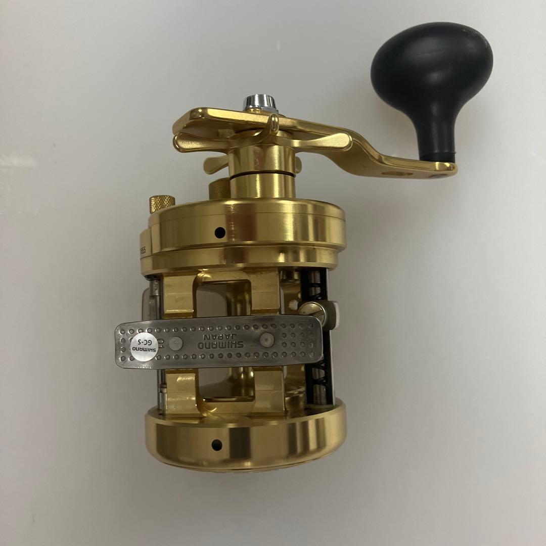 SHIMANO CALCUTTA CONQUEST 両軸リール ゴールド