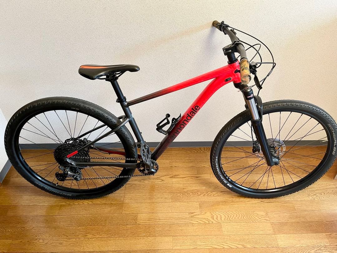 Cannondale マウンテンバイク レッド/ブラック 26インチ　※引取限定