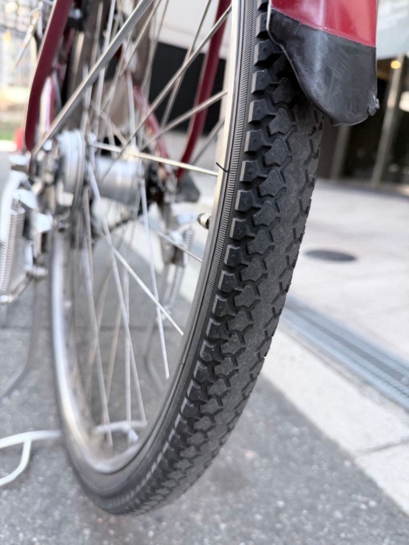 大阪府　ヤマハ　赤 電動アシスト自転車 前カゴ付き