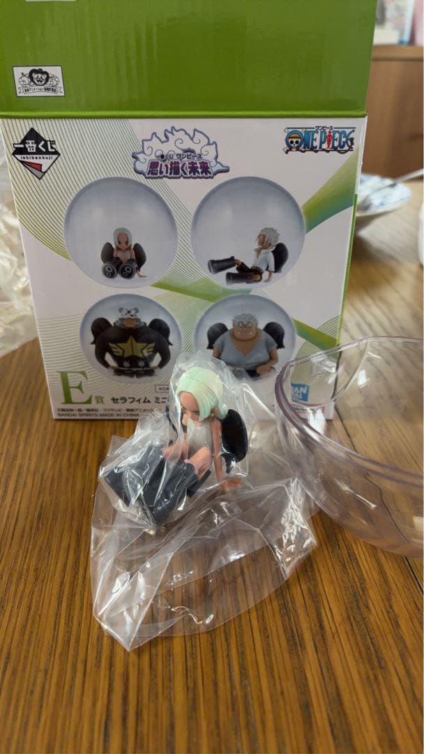 一番くじ　ワンピース　思い描く未来　ラストワン賞　 B賞　E賞セラフィムスネーク