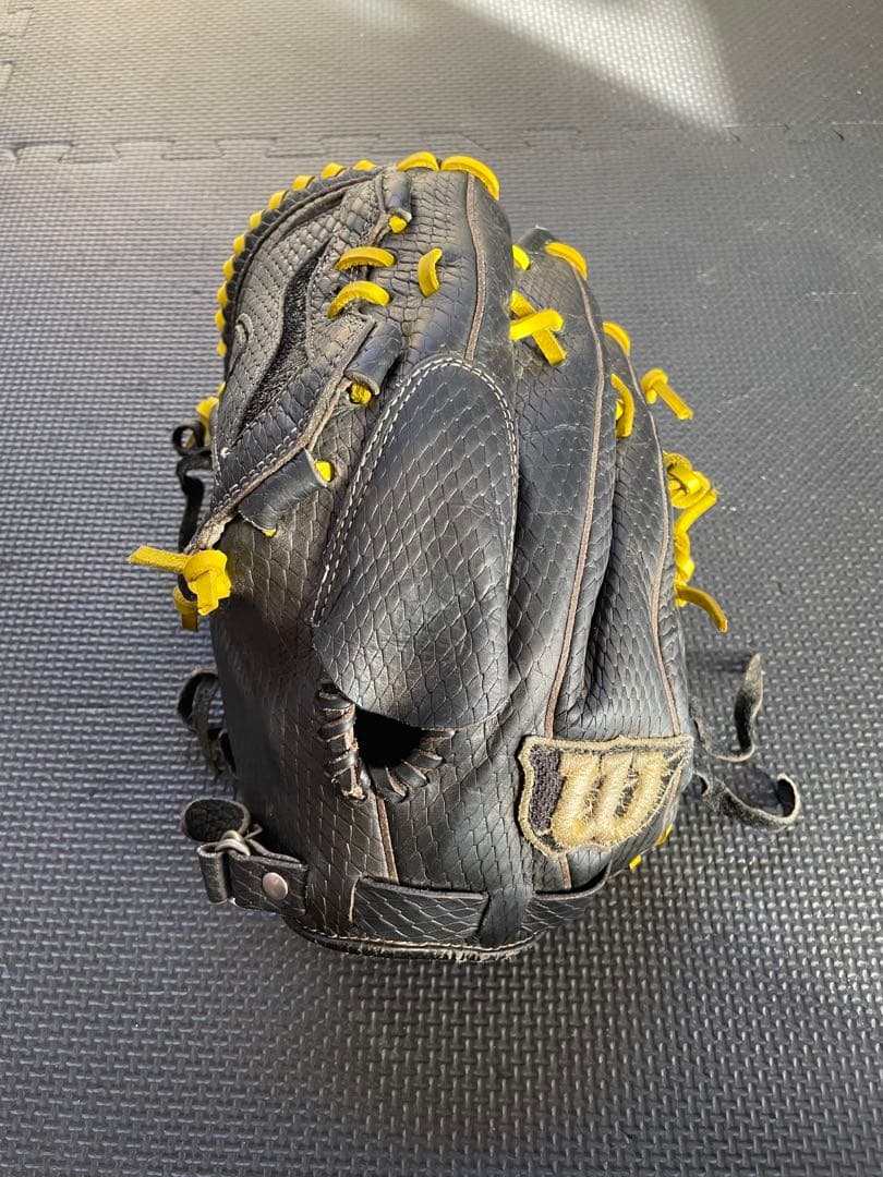 Wilson ウィルソン　硬式用グローブ　左投げ　投手用