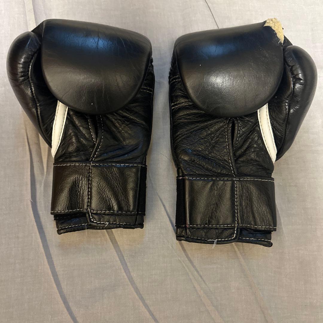 Winning 黒　8oz ボクシンググローブ