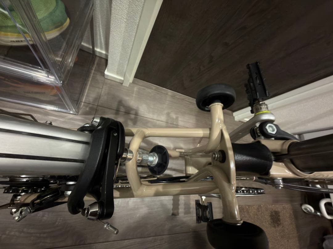 自転車本体 brompton barbour