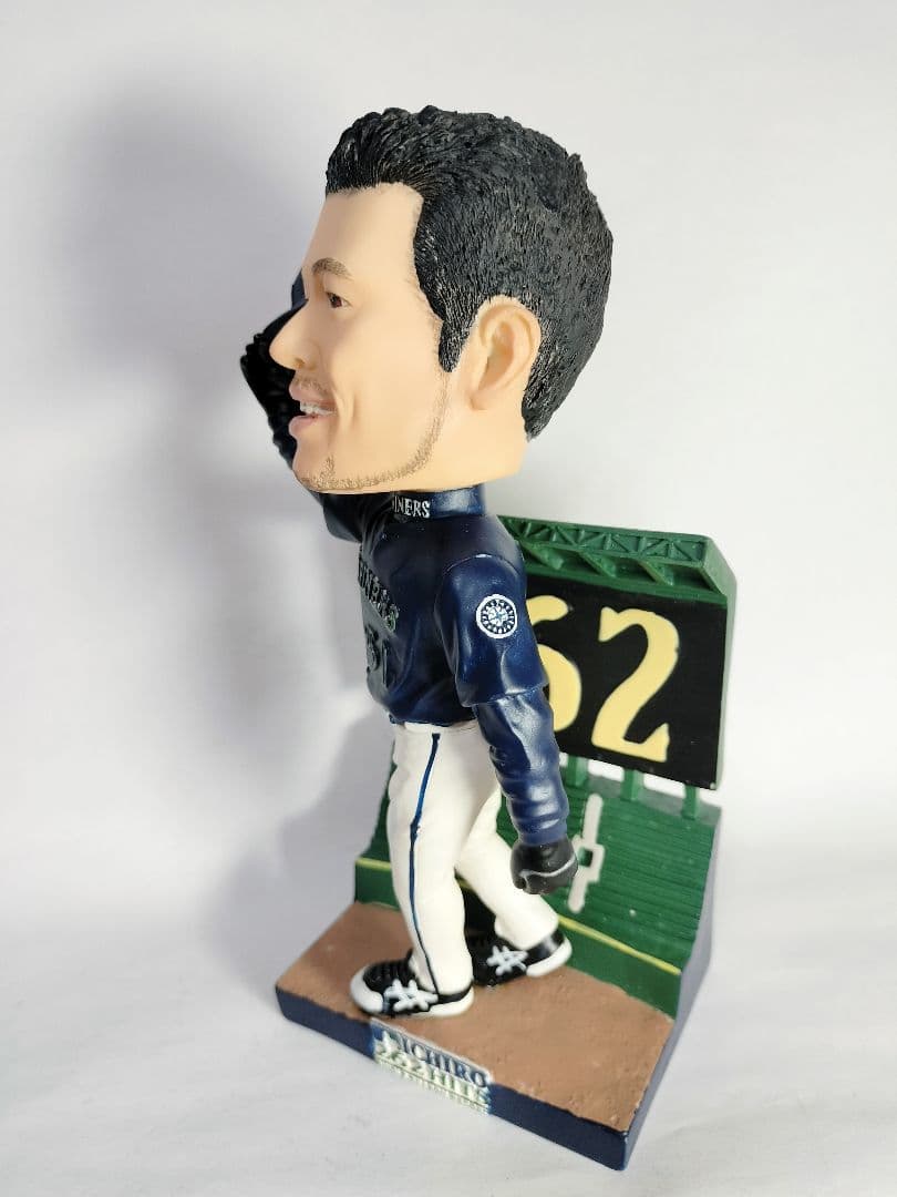イチロー／”MLB新記録・262安打”ボブルヘッド人形(シアトル・マリナーズ）