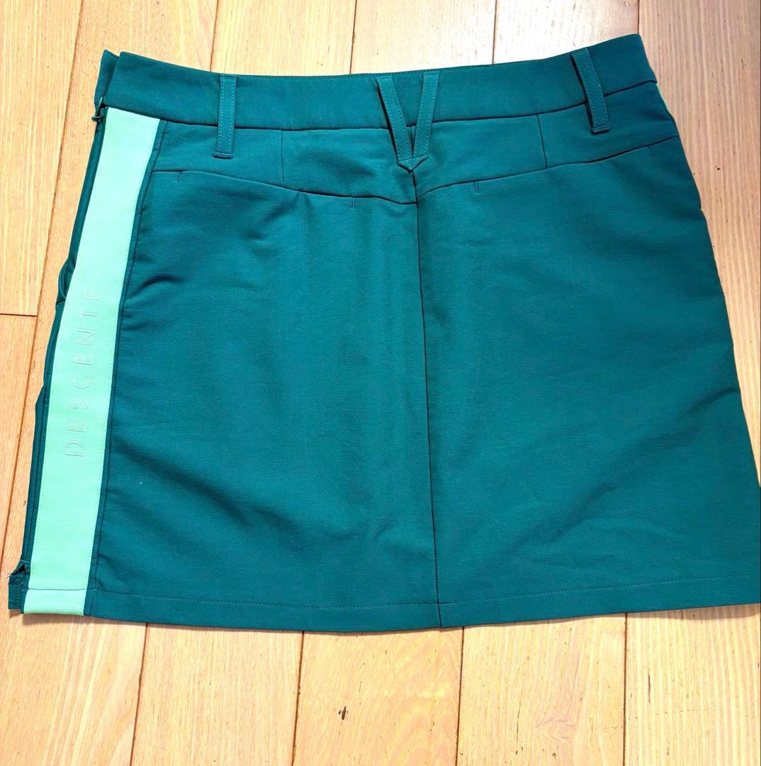 美品　デサントゴルフ　ポロシャツ　スカート　上下セット　グリーン　緑　S M