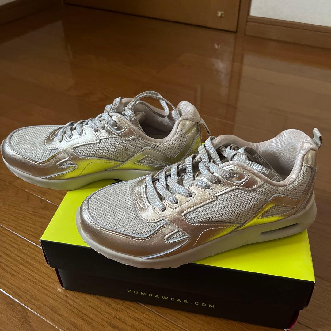 Zumba ゴールド スニーカー