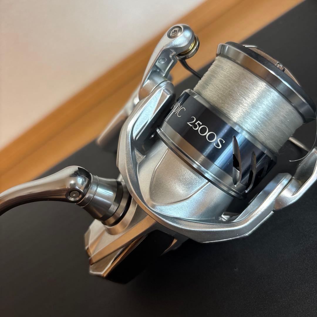 シマノ ストラディック 2500S リール