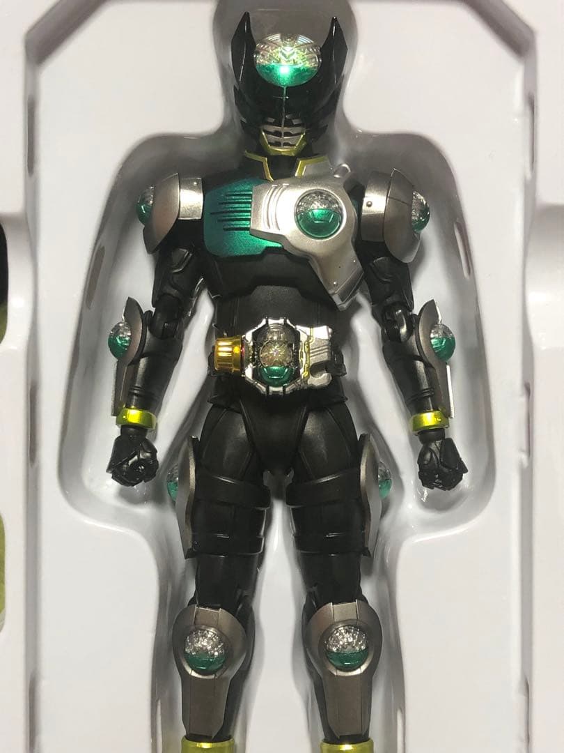 S.H.Figuarts 真骨彫 仮面ライダーバース