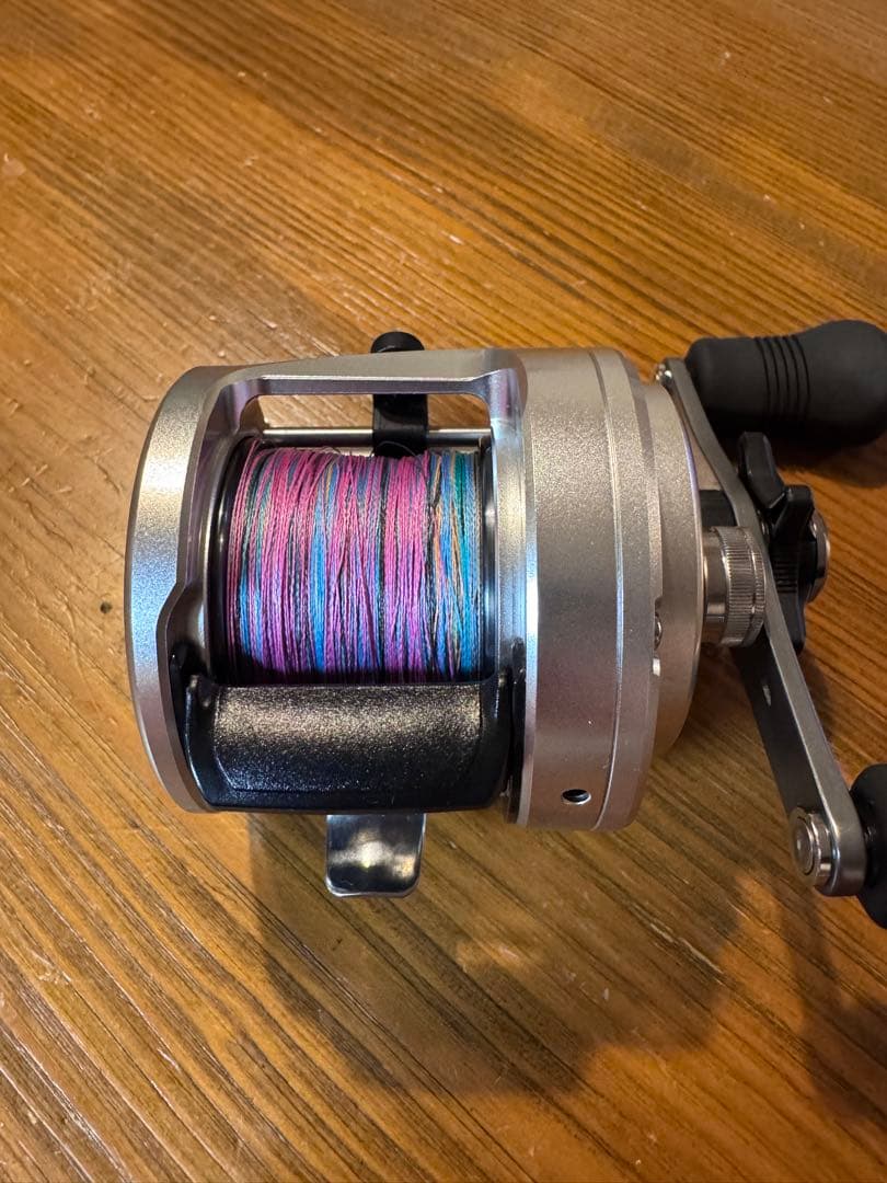 シマノ カルカッタ 400 SHIMANO CALCUTTA
