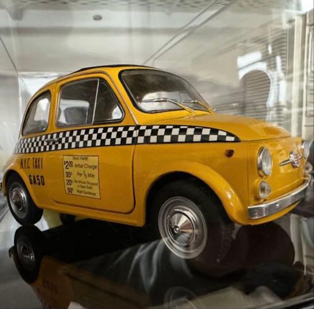SOLIDOFiat 500 タクシーミニカー イエロー1/18