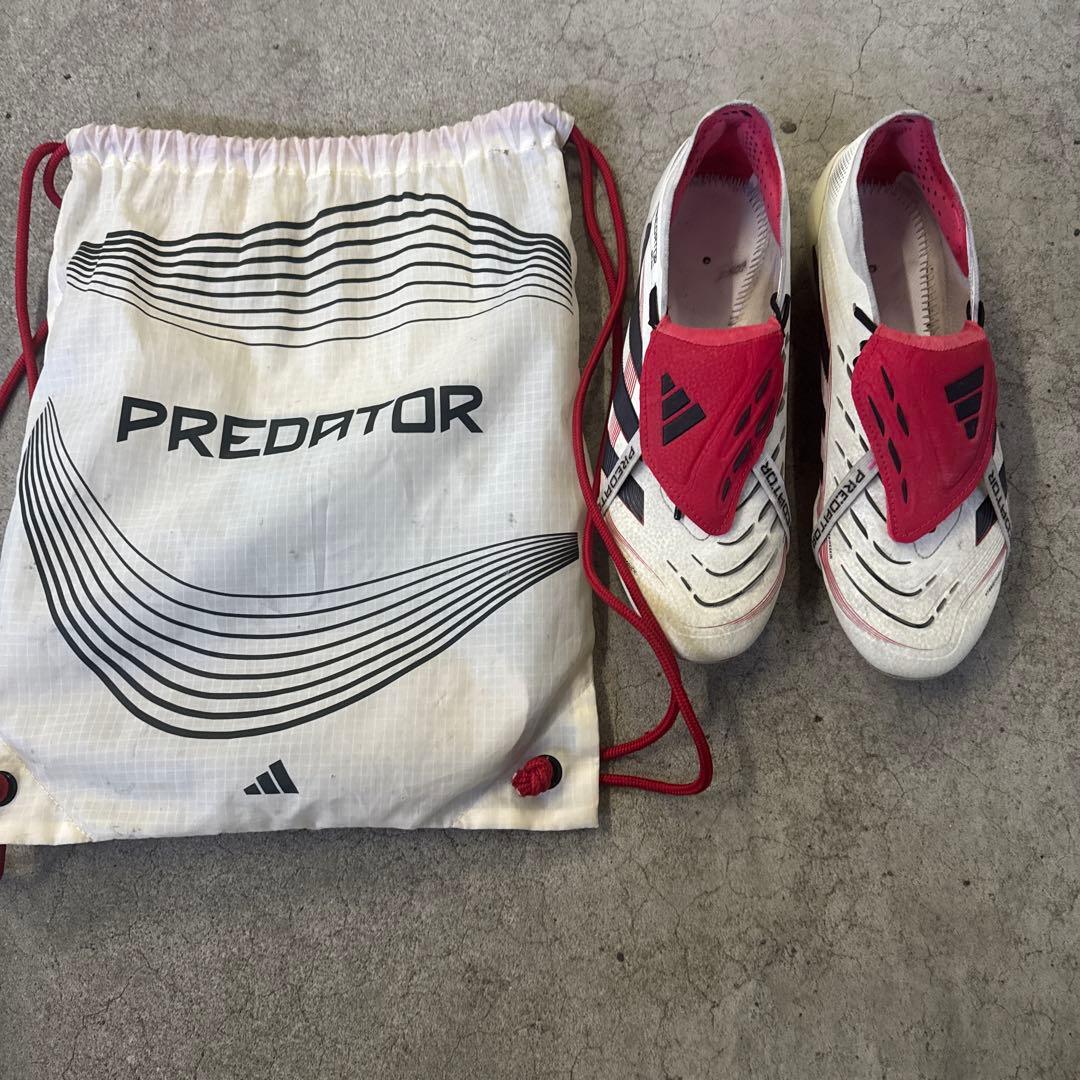 adidas Predator サッカーシューズ スパイク