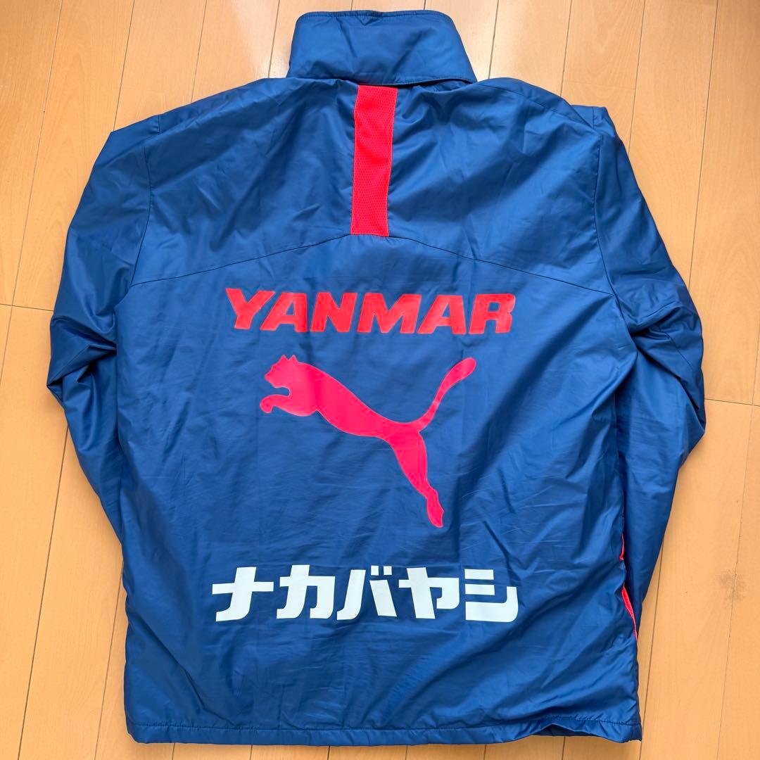 プーマ　セレッソ大阪　ピステ　ジャージ　支給品　サッカーウェア　移動着　パーカー