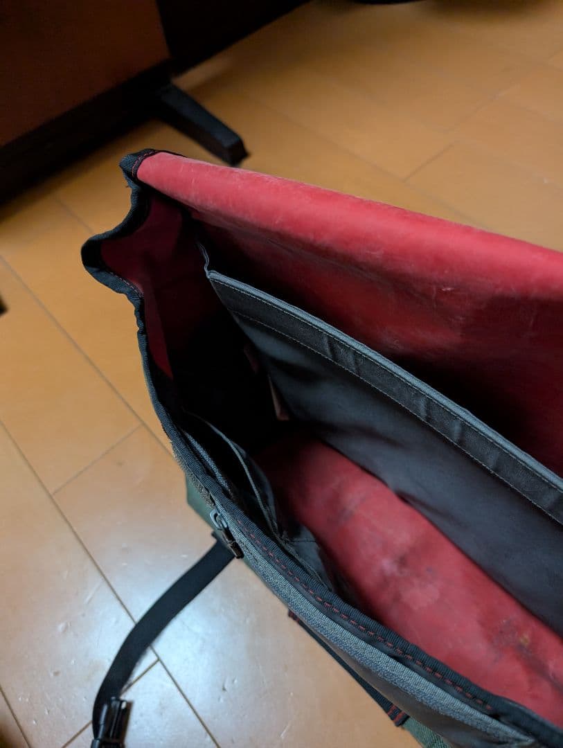 Timbuk2 ティンバック2 オリーブグリーン メッセンジャーバッグS