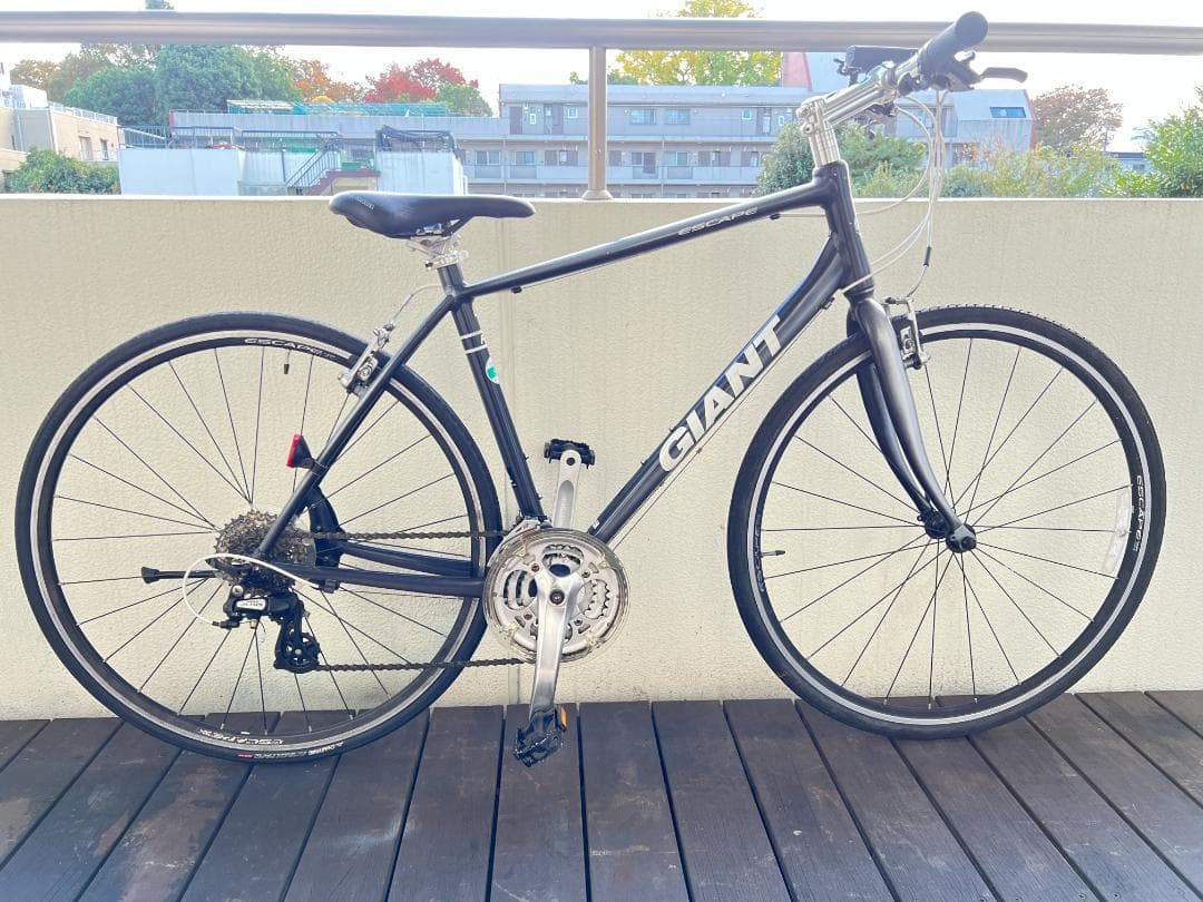 GIANT ESCAPE R3 クロスバイク　シマノ外装２４段変速　引取専用