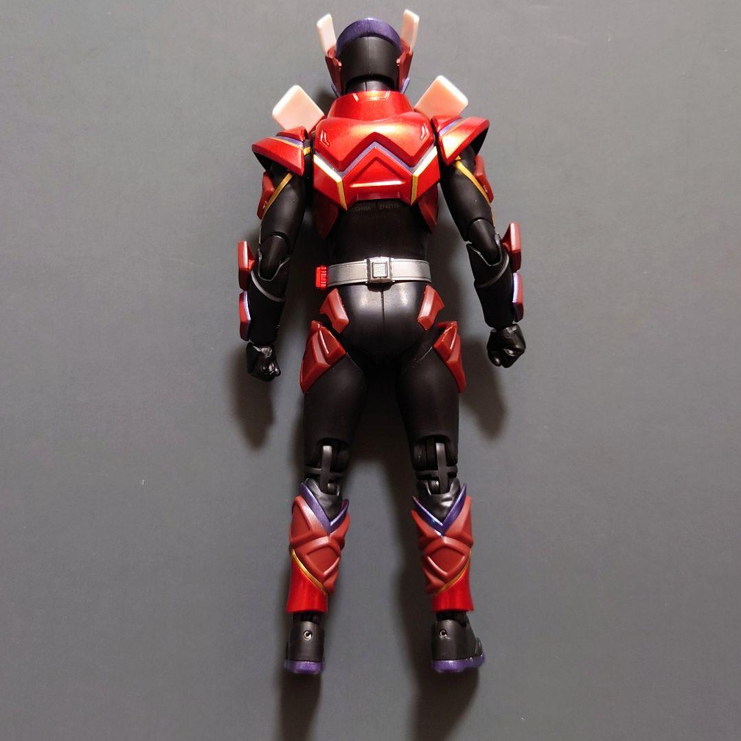 フィギュアーツ 仮面ライダーヴァレン ＆ ヴラム (開封品) セット