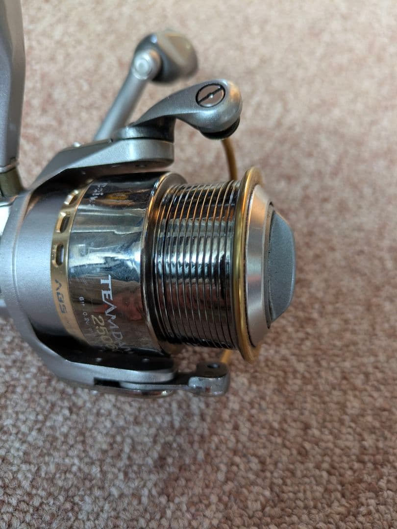 リール TEAM DAIWA Z 2506C