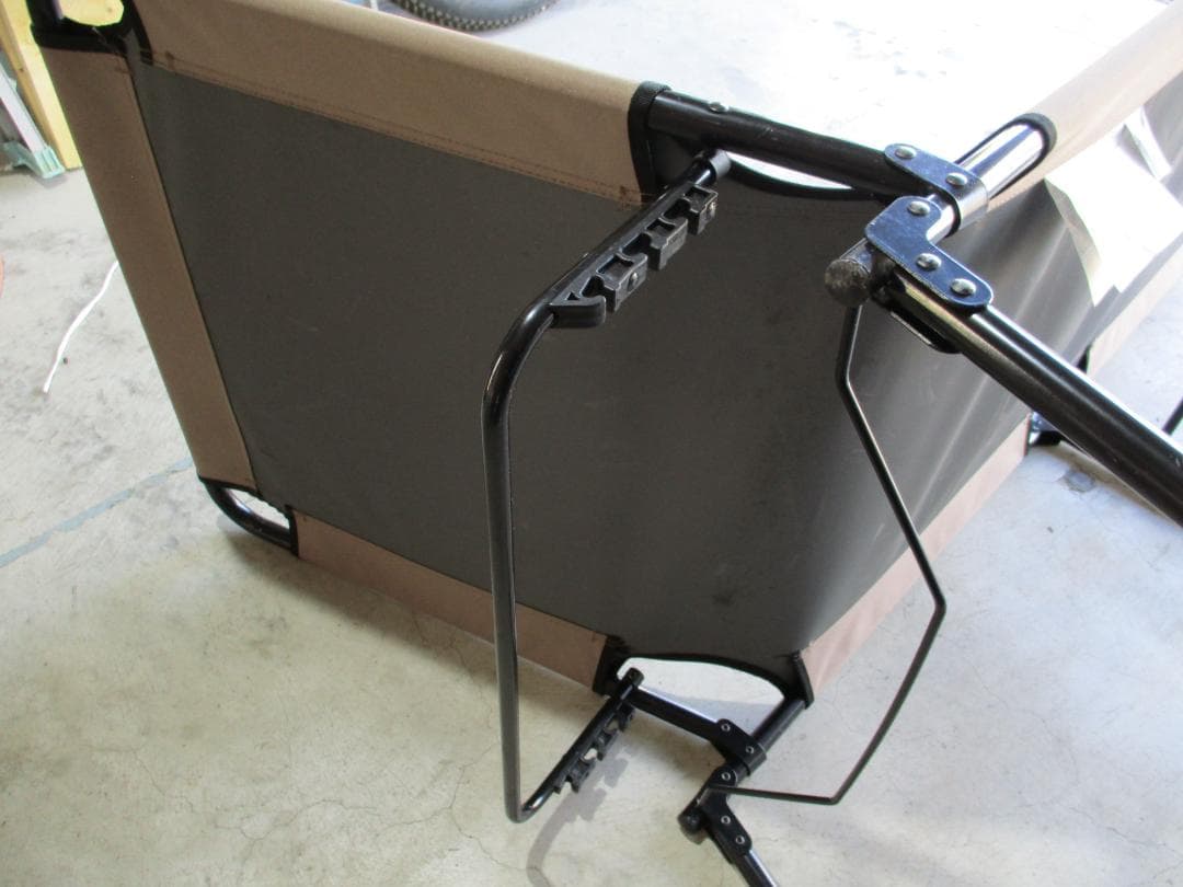 Coleman CONVERTA COT リクライニング 中古